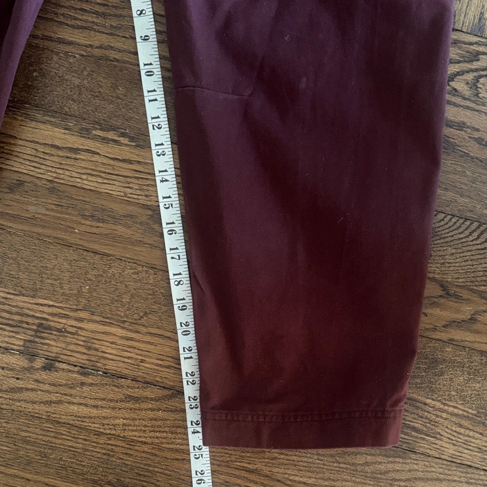 Old Navy Women's Burgundy Barrel Fit Pants Size XS - Picture 3 of 6